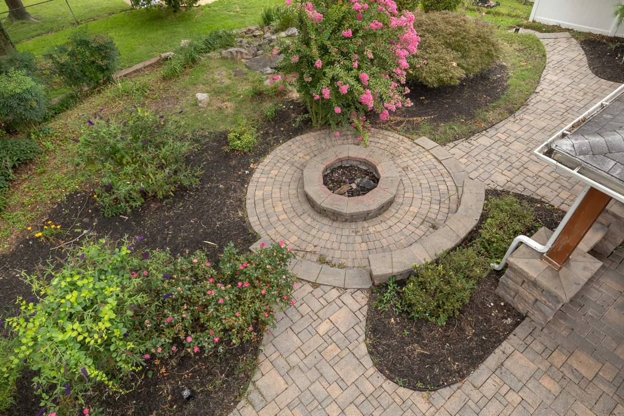 Circular paver fire-pit area